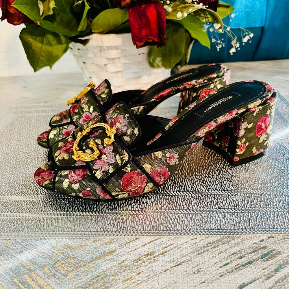 Dolce & Gabbana Pink Floral Mules with Gold Buckle - Picture 3 of 12